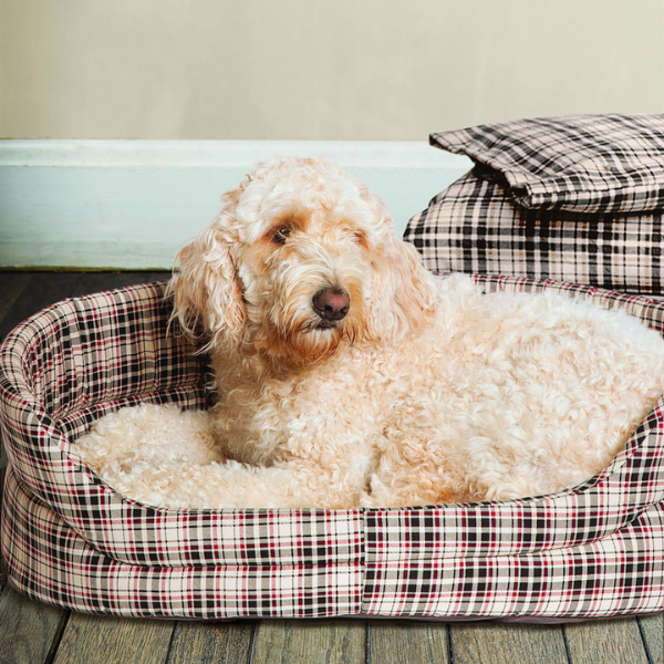 Cama de descanso clásica con cuadros Danish
