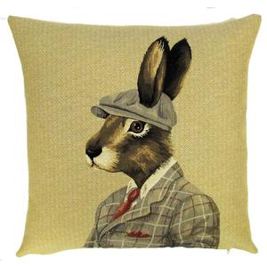Cojín The Baron of Rabbit