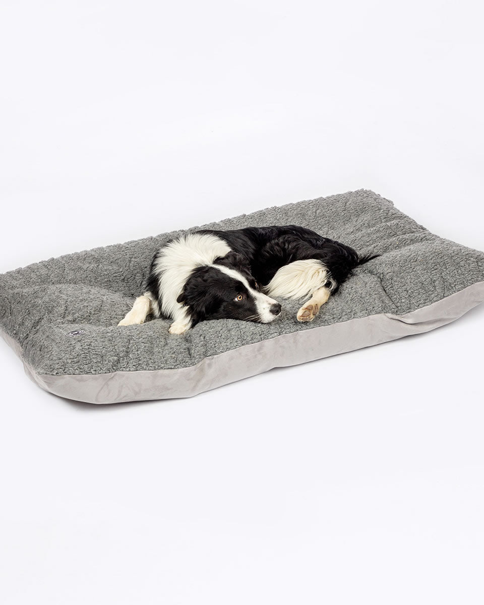 Bobble Pewter Danish Cushion Bed
