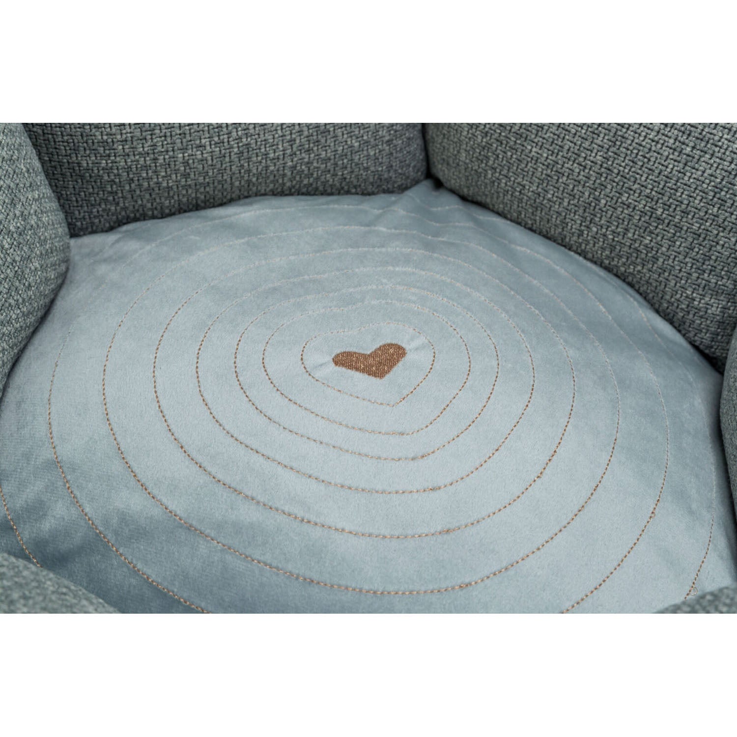 Viviana Round Bed