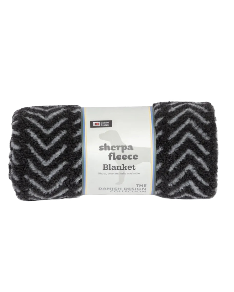 Manta Sherpa Fleece Charcoal Arrows Blanket  Danish