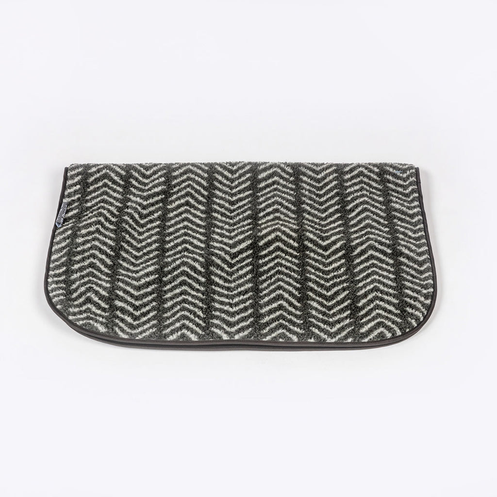 Sherpa Fleece Charcoal Arrows Blanket Danish