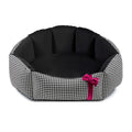 Finessa black and pink bed oh Charlie